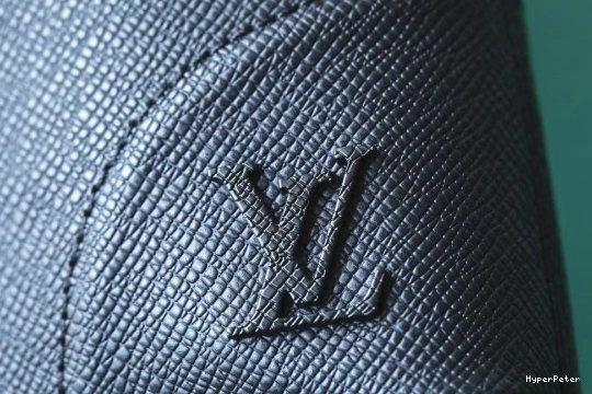 LOUIS VUITTON Slim NV Briefcase 0808
